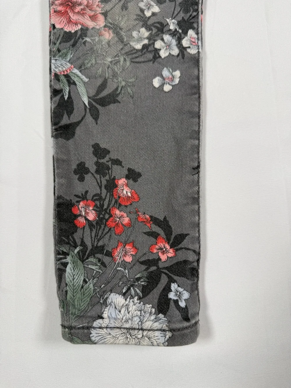 GAP Denim Girls Floral Butterfly Super Skinny Stretch Jeans Print Size 6 Regular